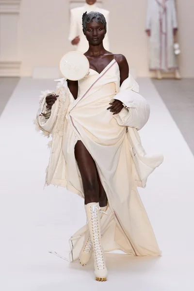 Look 29